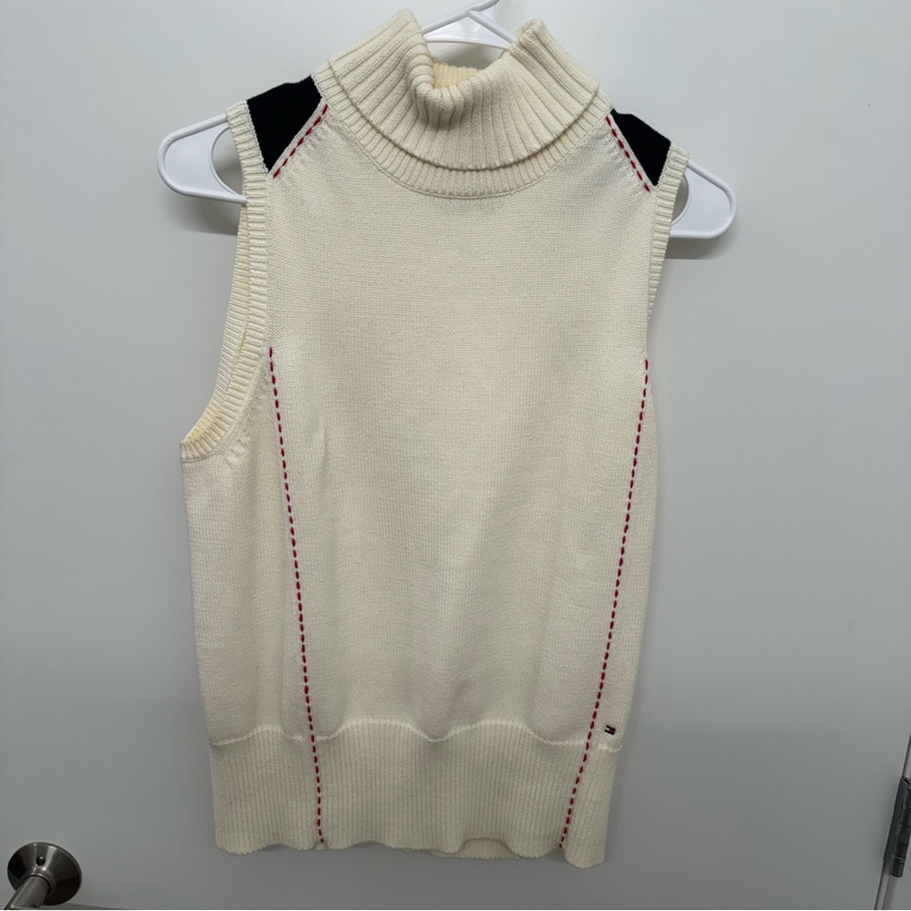 Tommy Hilfiger Turtleneck Sweater Vest